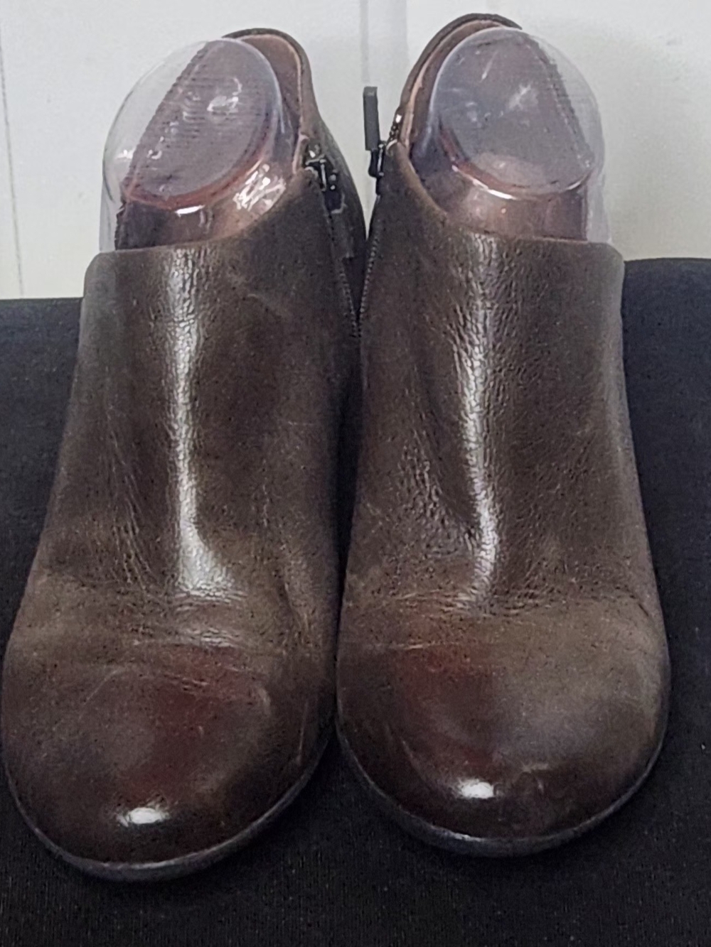 Dansko Raina Brown Leather Zip Ankle Booties Size 39/8.5